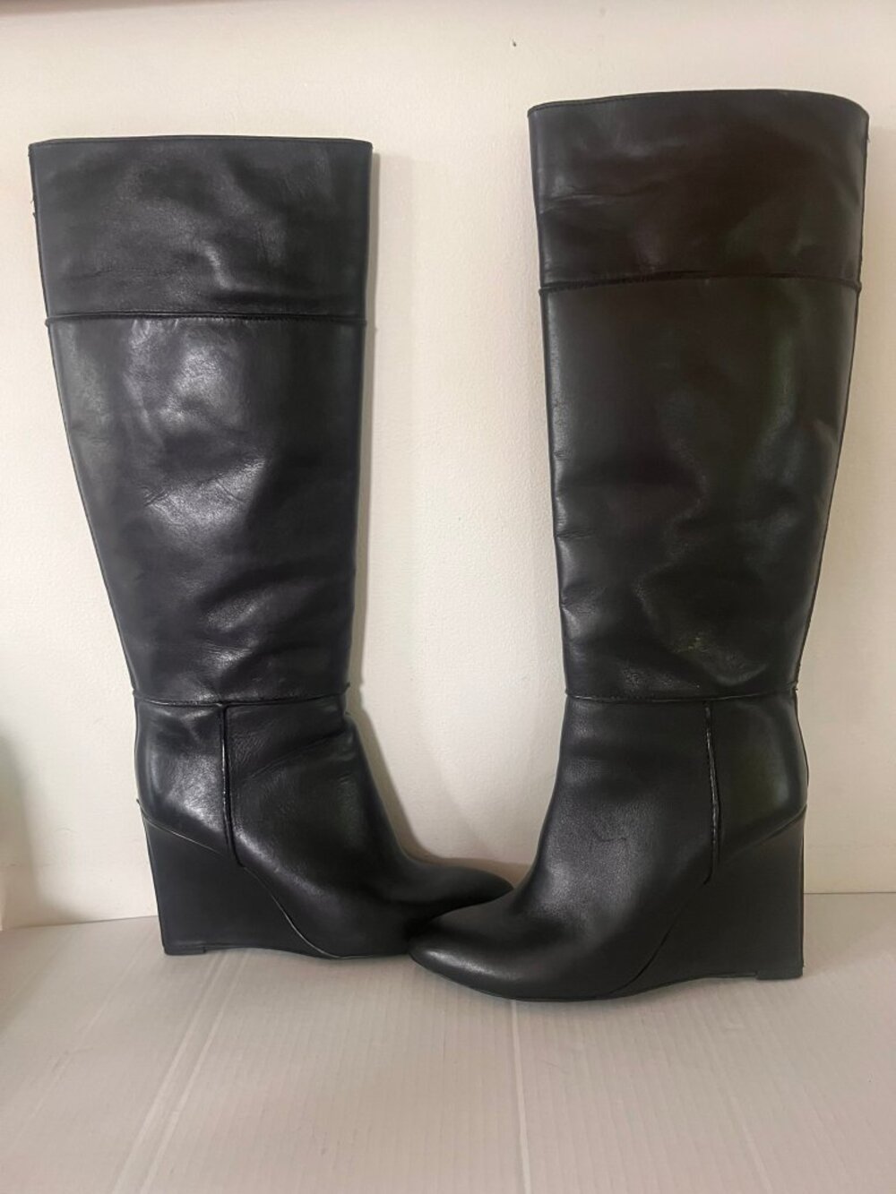 $500 TORY BURCH LINETTE WEDGE LEATHER BOOTS SIZE 7.5